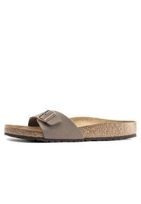 Brązowe Kapcie Birkenstock Madrid Damskie. Okazja: na co dzień. Kolor: brązowy. Materiał: guma, syntetyk, materiał. Styl: casual
