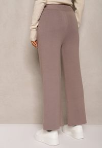 Renee - Ciemnoszare Spodnie o Szerokim Kroju High Waist z Cyrkoniami i Gumką w Pasie Loreitha. Okazja: na co dzień. Stan: podwyższony. Kolor: brązowy. Materiał: zamsz, satyna. Wzór: aplikacja. Styl: casual #4