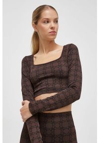 Guess longsleeve damski kolor brązowy. Typ kołnierza: dekolt w karo. Kolor: brązowy. Materiał: dzianina. Długość rękawa: długi rękaw