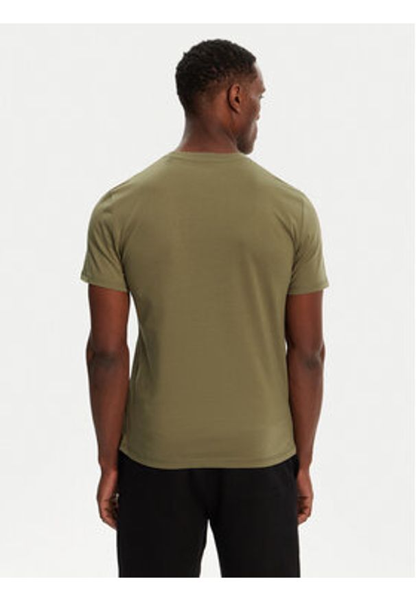 Guess T-Shirt M2YI72 I3Z14 Zielony Regular Fit. Kolor: brązowy. Materiał: bawełna