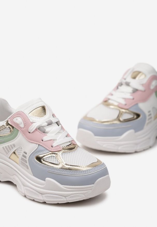 Renee - Biało-Niebieskie Sneakersy z Siateczkowymi i Metalicznymi Wstawkami Telarisa. Kolor: biały