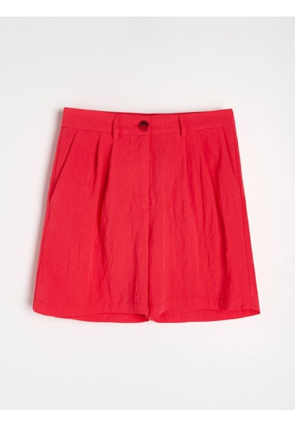Sinsay - Szorty z domieszką lnu - czerwony. Kolor: czerwony. Materiał: len