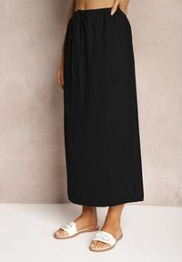 Renee - Czarna Spódnica Maxi z Rozcięciem i Gumką w Pasie Nollia. Okazja: na co dzień. Kolor: czarny. Wzór: aplikacja. Styl: casual #4