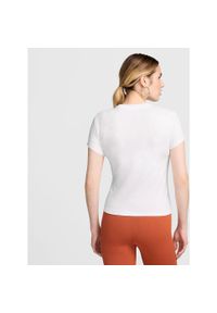 Koszulka treningowa damska Nike FV5508100. Kolor: biały. Materiał: bawełna, poliester. Długość rękawa: krótki rękaw. Długość: krótkie #2