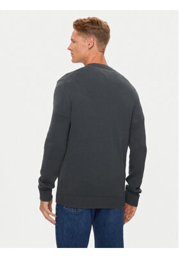 Tommy Jeans Sweter Essential DM0DM18370 Szary Slim Fit. Kolor: szary. Materiał: bawełna