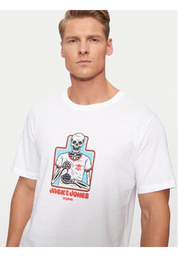 Jack & Jones - Jack&Jones T-Shirt Eight Skull 12264841 Biały Standard Fit. Kolor: biały. Materiał: bawełna