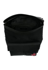DSQUARED2 - Czarny plecak z logo Dsquared2. Kolor: czarny. Materiał: tkanina. Wzór: aplikacja, nadruk