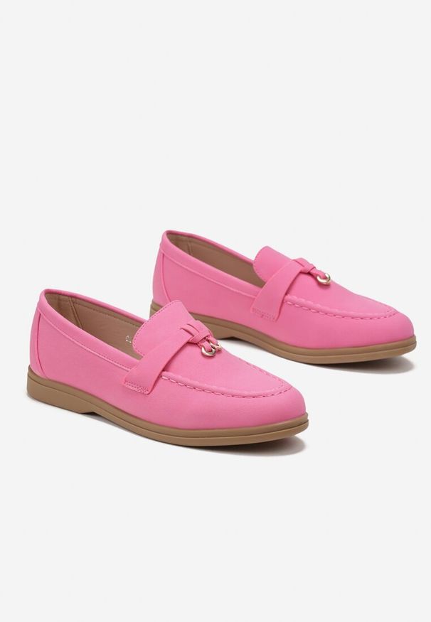 Renee - Fuksjowe Mokasyny z Imitacji Zamszu z Minimalistyczną Zawieszką Rehoda. Okazja: na co dzień. Kolor: różowy. Materiał: zamsz. Styl: casual