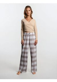 Sinsay - Spodnie od piżamy w kratę - beżowy. Kolor: beżowy