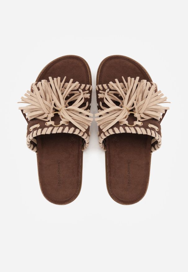 Born2be - Brązowe Klapki w Stylu Boho Zdobione Frędzlami Stavania. Okazja: na co dzień. Kolor: brązowy. Materiał: jeans. Wzór: aplikacja. Sezon: lato. Styl: boho