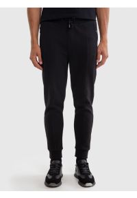 Big-Star - Spodnie męskie dresowe czarne Wladorp 906. Kolor: czarny. Materiał: dresówka. Wzór: ze splotem #1