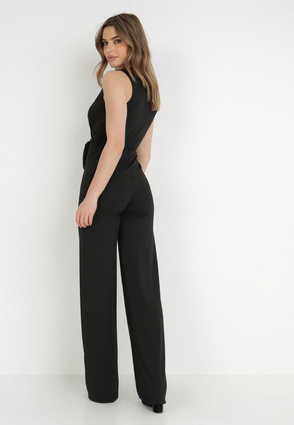 Born2be - Czarny Kombinezon Chionadina. Kolor: czarny. Materiał: materiał. Długość rękawa: bez rękawów. Długość: długie. Wzór: gładki. Styl: elegancki