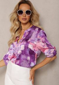 Renee - Fioletowa Bluzka z Podwijanymi Rękawami Ozdobiona Abstrakcyjnym Wzorem Willowina. Kolor: fioletowy. Materiał: jeans. Wzór: aplikacja. Styl: elegancki