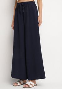 Born2be - Granatowe Szerokie Spodnie Typu Palazzo z Wiązaniem Ulialitia. Okazja: na co dzień. Stan: podwyższony. Kolor: niebieski. Styl: elegancki, casual #1
