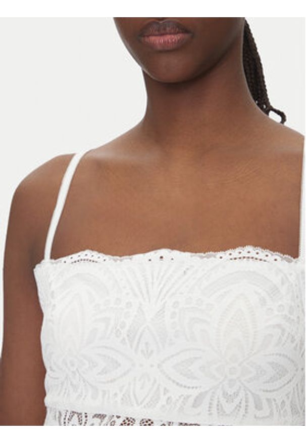 Morgan Top 242-BINGO Écru Slim Fit. Kolor: kremowy. Materiał: syntetyk