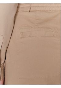 Calvin Klein Jeans Spodnie materiałowe J20J220263 Beżowy Relaxed Fit. Kolor: beżowy. Materiał: materiał, bawełna