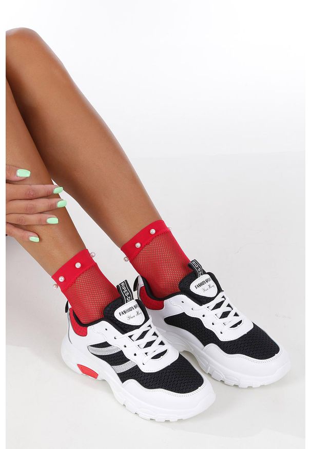 Casu - Białe buty sportowe sneakersy sznurowane casu 702. Okazja: na co dzień, na uczelnię, do pracy. Kolor: biały. Materiał: skóra ekologiczna, materiał. Szerokość cholewki: normalna. Wzór: kolorowy