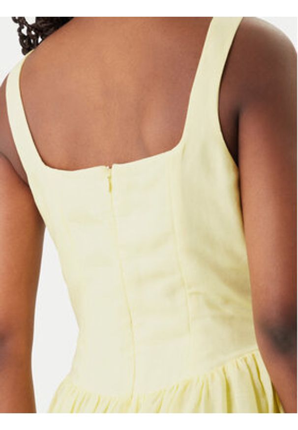 BARDOT - Bardot Sukienka koktajlowa Lawrence Scoop Neck 60309DB Żółty Regular Fit. Kolor: żółty. Materiał: syntetyk. Styl: wizytowy