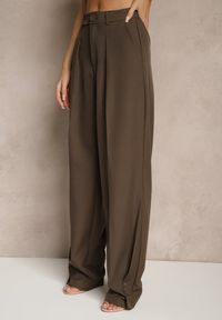 Renee - Brązowe Spodnie Garniturowe High Waist Annavia. Okazja: na spotkanie biznesowe. Stan: podwyższony. Kolor: brązowy. Styl: biznesowy, elegancki