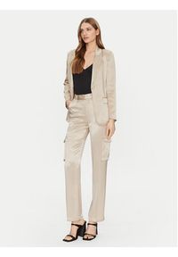 Guess Spodnie materiałowe 5RGB06 7248A Beżowy Regular Fit. Kolor: beżowy. Materiał: wiskoza #5