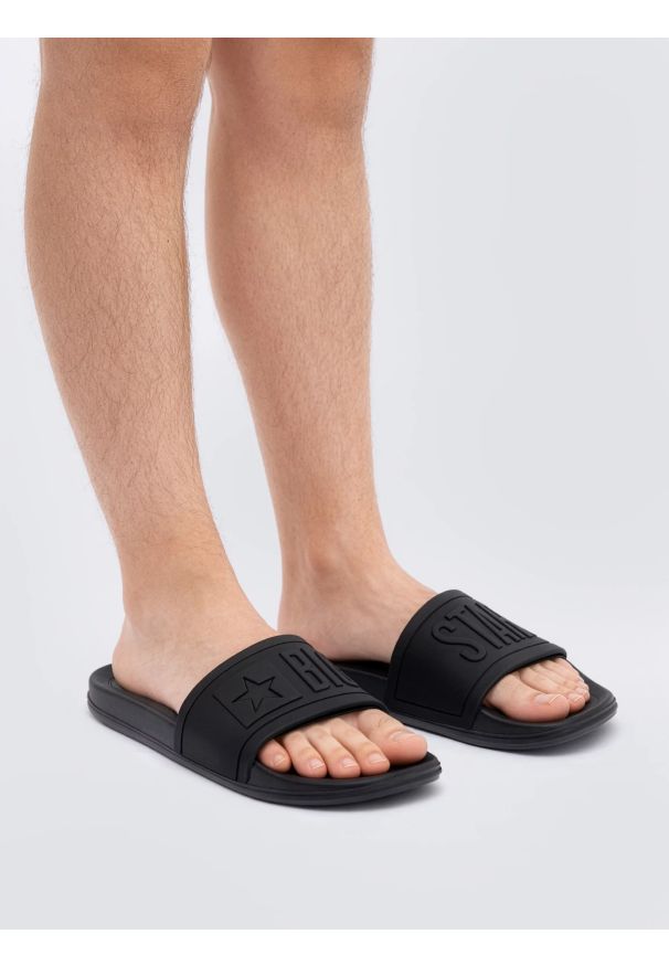 Big-Star - Klapki męskie plażowe czarne DD174690 900. Okazja: na plażę. Kolor: czarny. Materiał: materiał