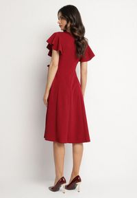 Born2be - Bordowa Rozkloszowana Sukienka Kopertowa z Wiązaniem w Talii Dannila. Kolor: czerwony. Wzór: aplikacja. Typ sukienki: kopertowe #4