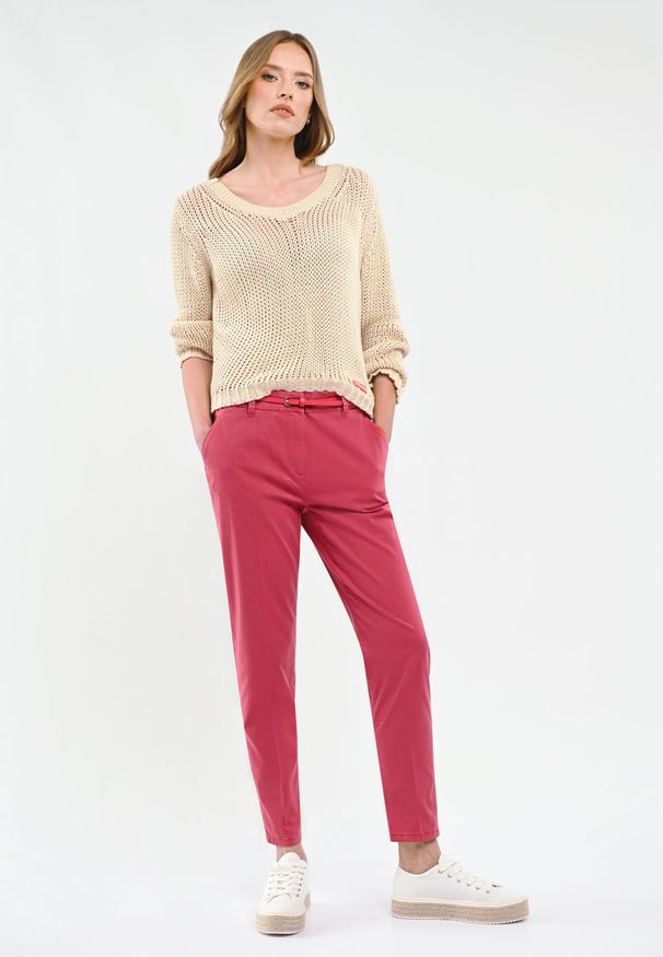 Volcano - Bawełniane spodnie z kantem R-MIRA. Materiał: bawełna. Długość: długie. Styl: klasyczny