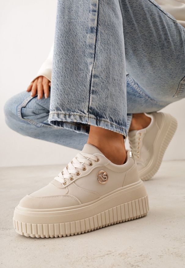 Born2be - Beżowe Sneakersy VICES na Żłobionej Podeszwie Zdobione Elegancką Aplikacją Lunatea. Okazja: na co dzień. Kolor: beżowy. Materiał: jeans. Wzór: aplikacja
