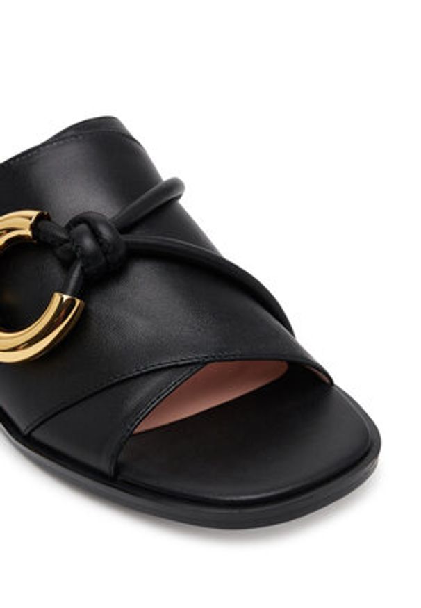 Coccinelle Klapki E4 SGH 17 01 01 Czarny. Kolor: czarny. Materiał: skóra