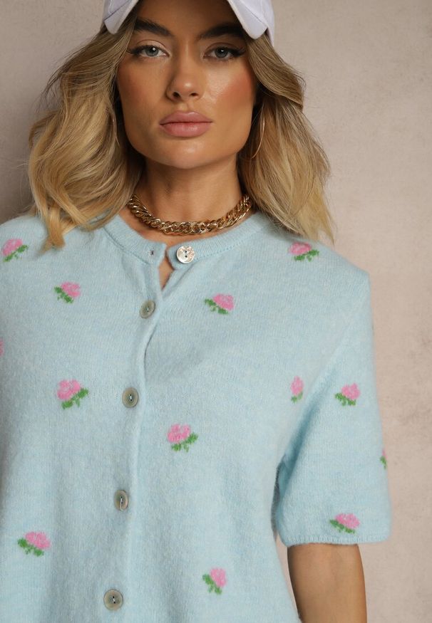 Renee - Niebieski Wzorzysty Sweter Kardigan z Krótkim Rękawem z Dodatkiem Wełny Korivelle. Okazja: do pracy, na spotkanie biznesowe, na co dzień. Kolor: niebieski. Materiał: wełna. Długość rękawa: krótki rękaw. Długość: krótkie. Styl: casual, elegancki, biznesowy