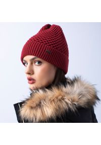Wittchen - Damska czapka o splocie bąbelkowym bordowa. Kolor: czerwony. Materiał: akryl. Wzór: ze splotem. Sezon: zima. Styl: klasyczny #4