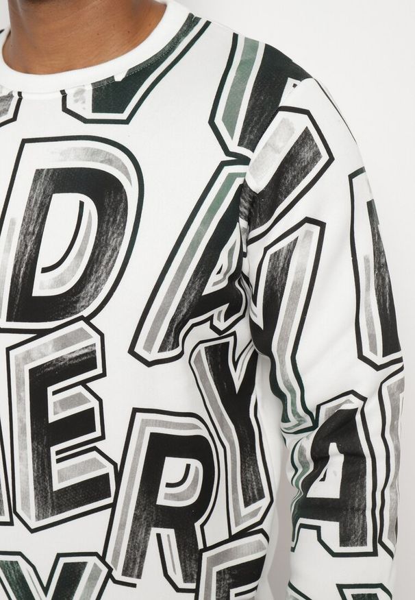 Born2be - Biała Bluza z Polarem i Bawełną Zakończona Ściągaczami Yolaria. Okazja: na co dzień. Kolor: biały. Materiał: bawełna, polar. Długość rękawa: długi rękaw. Długość: długie. Styl: klasyczny, casual, sportowy