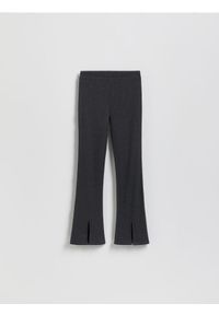 Reserved - Spodnie flare z rozcięciami - ciemnoszary. Kolor: szary. Materiał: wiskoza, dzianina #1