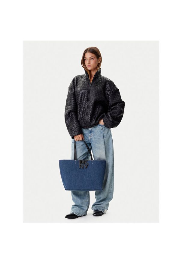Torebka DKNY. Kolor: niebieski