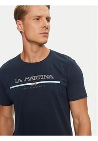 La Martina T-Shirt ZMR009 JS206 Granatowy Regular Fit. Kolor: niebieski. Materiał: bawełna #5