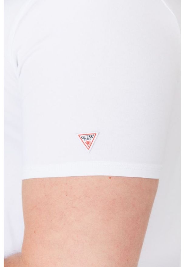 Guess - GUESS Biały t-shirt męski z logo z palmą, Rozmiar XL. Kolor: biały. Wzór: nadruk
