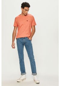 Lee T-shirt kolor pomarańczowy melanżowy. Okazja: na co dzień. Kolor: pomarańczowy. Materiał: dzianina. Wzór: melanż. Styl: casual #3