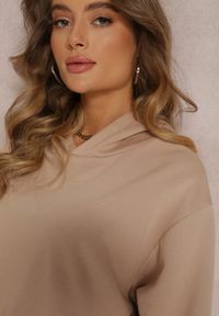 Renee - Beżowa Bluza Oversize z Kapturem Sirel. Typ kołnierza: kaptur. Kolor: beżowy. Materiał: polar, dzianina, dresówka. Długość: długie. Wzór: jednolity, gładki. Styl: sportowy