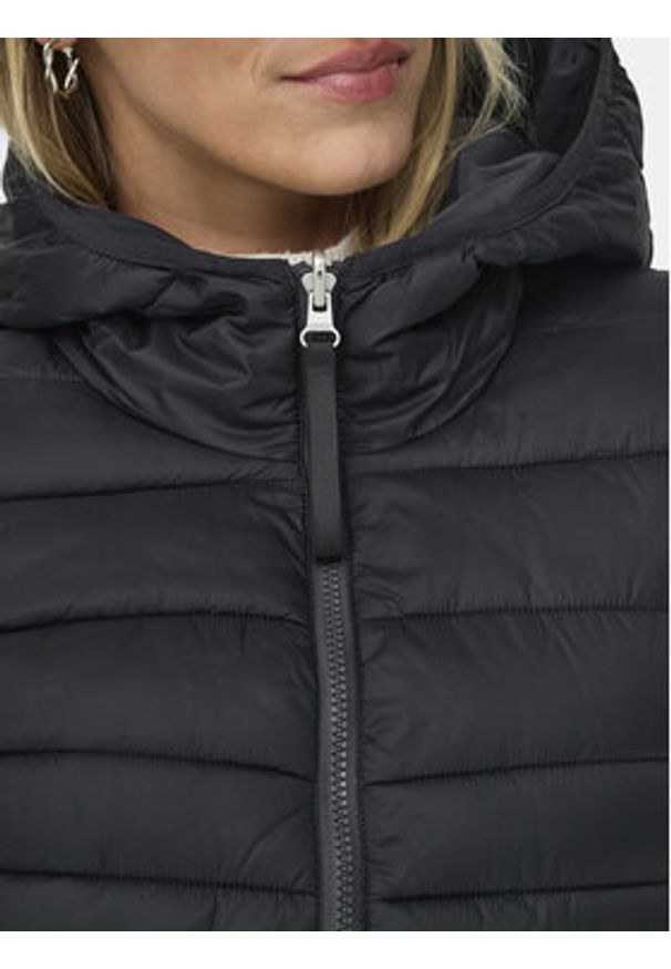 only - ONLY Kurtka zimowa Tahoe 15322040 Czarny Regular Fit. Kolor: czarny. Materiał: syntetyk. Sezon: zima
