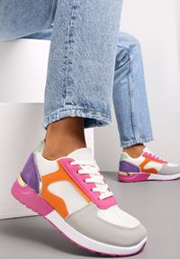 Renee - Biało-Różowe Sneakersy z Kolorowymi i Metalicznymi Wstawkami Amasato. Kolor: biały. Wzór: kolorowy