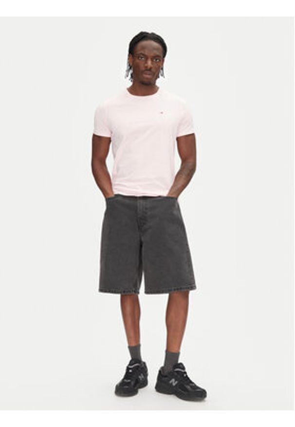Tommy Jeans T-Shirt DM0DM04411 Różowy Slim Fit. Kolor: różowy. Materiał: bawełna
