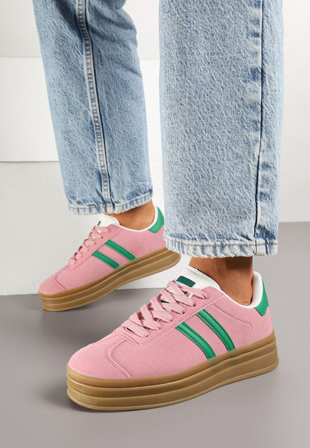 Born2be - Ciemnoróżowe Sneakersy na Platformie z Minimalistycznymi Przeszyciami Teritha. Nosek buta: okrągły. Zapięcie: sznurówki. Kolor: różowy. Materiał: nubuk, syntetyk. Obcas: na platformie. Wysokość obcasa: niski
