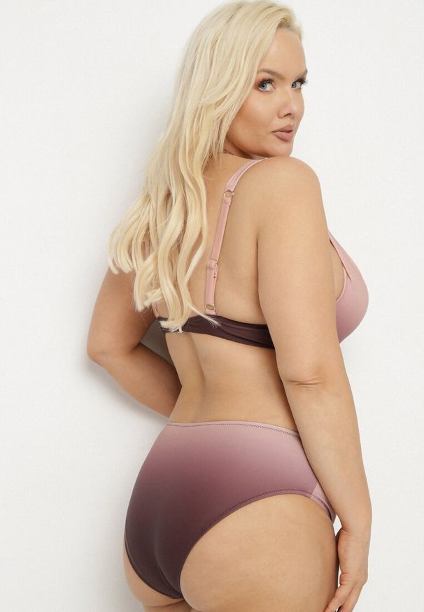 Born2be - Ciemnoróżowe Bikini Majtki Figi i Biustonosz z Ozdobnym Marszczeniem Linaronia. Kolekcja: plus size. Kolor: różowy. Wzór: haft