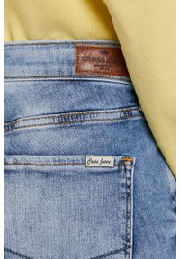 Cross Jeans - Szorty jeansowe. Okazja: na co dzień. Kolor: niebieski. Materiał: denim. Styl: casual #3