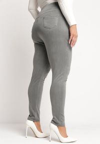 Born2be - Szare Spodnie Jegginsy z Gumką w Talii Elasande. Kolekcja: plus size. Kolor: szary. Materiał: jeans #3
