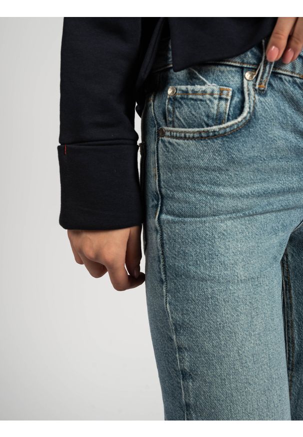 Liu Jo - Liu-Jo Jeansy "Flare Wine" | U19066 D4305 | Flare Wine | Kobieta | Niebieski. Okazja: na co dzień. Stan: podwyższony. Kolor: niebieski. Wzór: aplikacja. Styl: casual