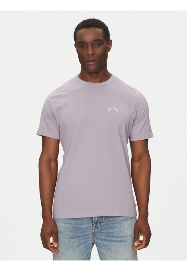 Billabong T-Shirt EBYKT00100 Fioletowy Regular Fit. Kolor: fioletowy. Materiał: bawełna