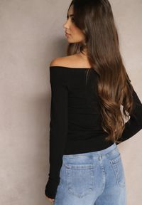 Renee - Czarna Bluzka z Bawełny z Wycięciem na Kciuk Valwiwi. Okazja: na co dzień. Kolor: czarny. Materiał: bawełna. Styl: casual #3