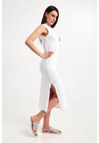 Armani Exchange - Sukienka ARMANI EXCHANGE. Materiał: bawełna. Długość rękawa: na ramiączkach. Wzór: nadruk. Długość: maxi