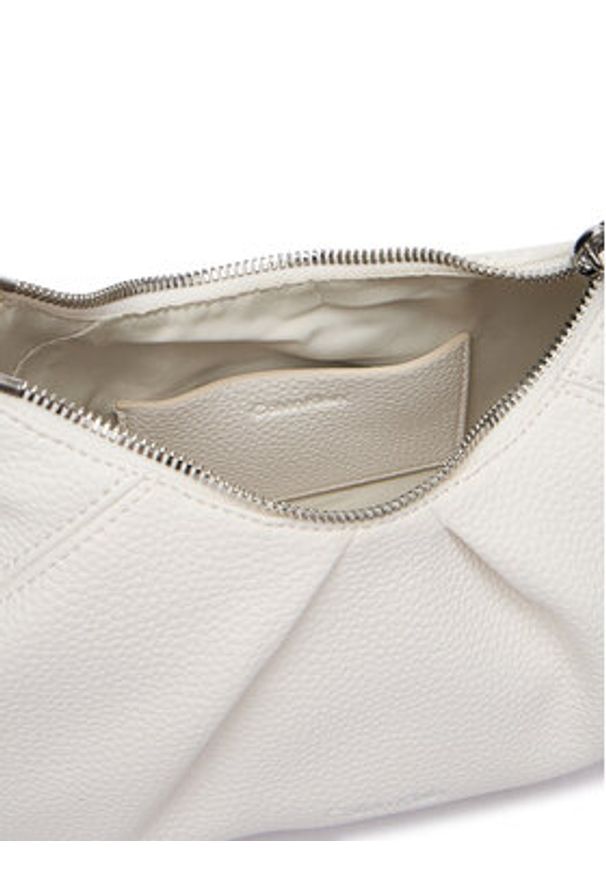 Calvin Klein Torebka Engraved Hw LV04F3554G Biały. Kolor: biały. Materiał: skórzane